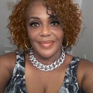 Meet your Posher, Annette